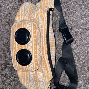 speaker fanny pack!